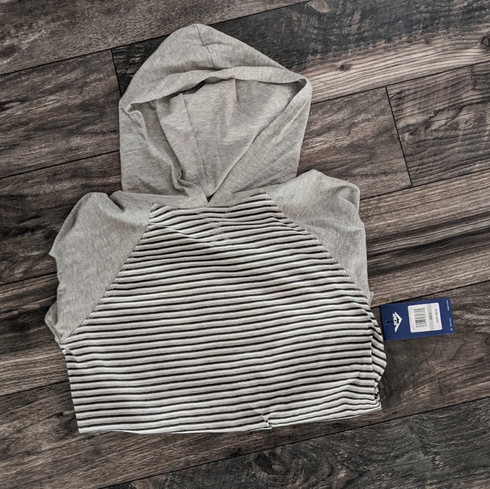 NWT Men's Pony Long Sleeve Hooded TShirt